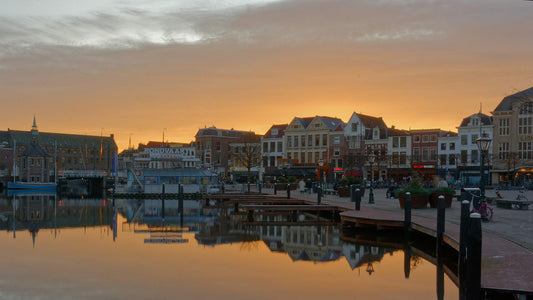 Beestenmarkt in Leiden bij Zonsondergang