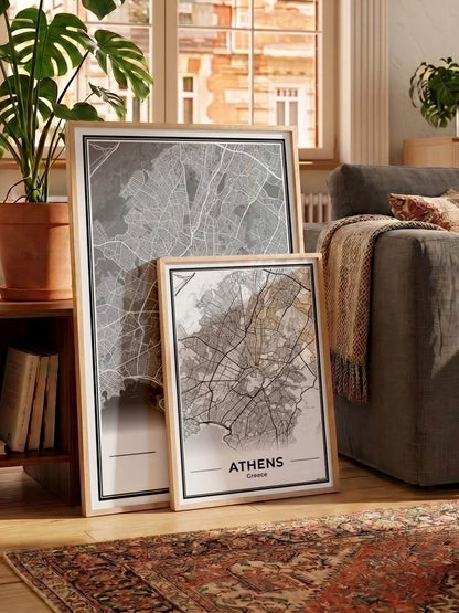 Athene Stadskaart – Poster - Twee posters in een woonkamer