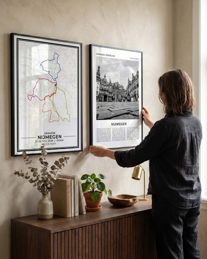Kaart met routes 4Daagse in nijmegen en fotoposter voor woonkamer