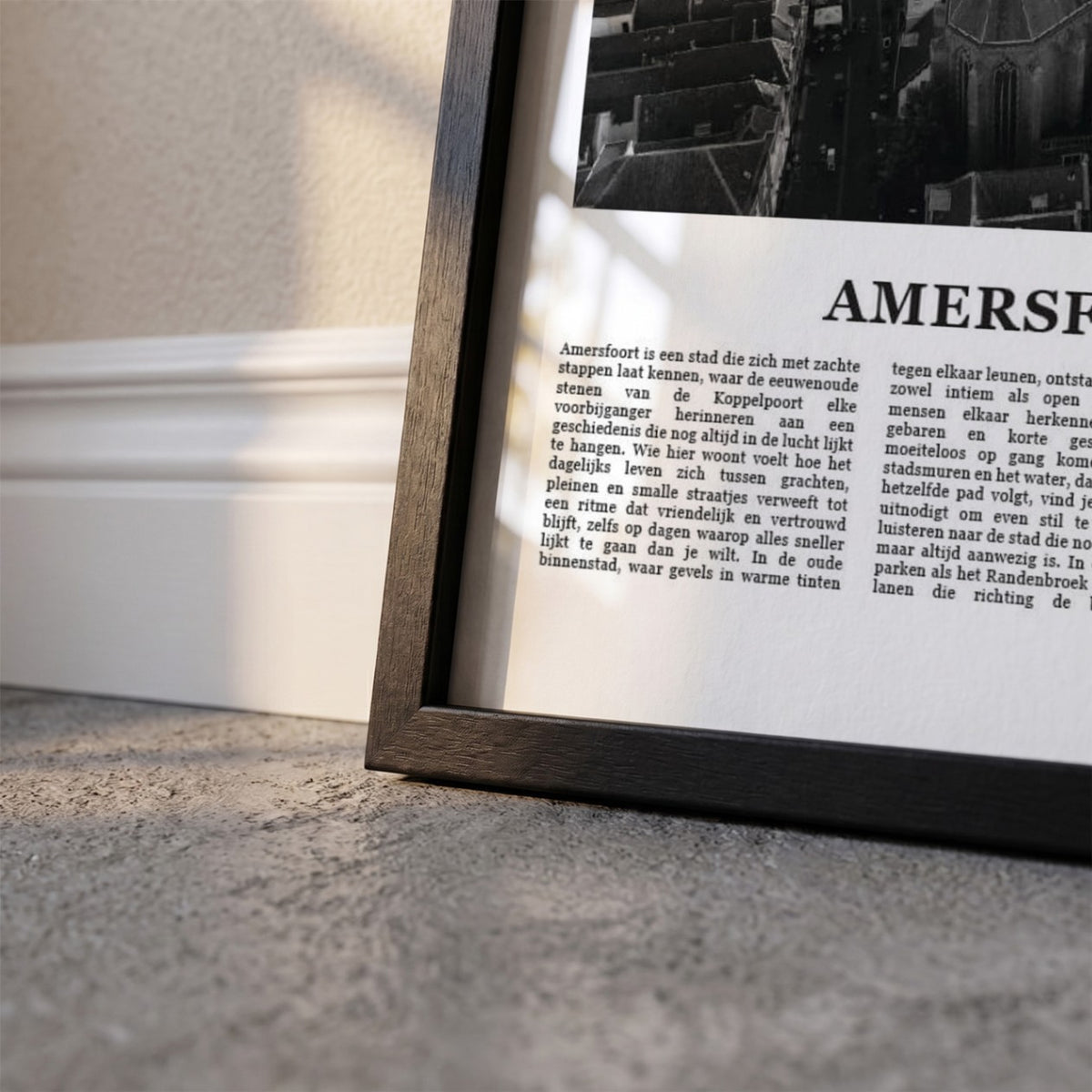 Detailopname van Amersfoort Fotoposter – Zwart-Wit ingelijst in zwarte fotolijst