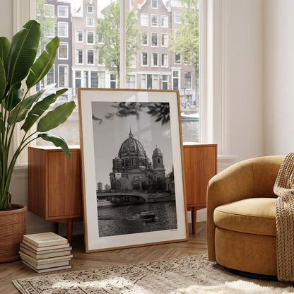 Berlijn Klassiek fotoposter in woonkamer interieur - Zwart-Wit