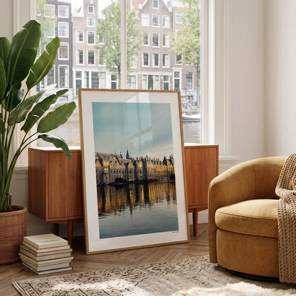 Den Haag Binnenhof fotoposter in woonkamer interieur - Kleur