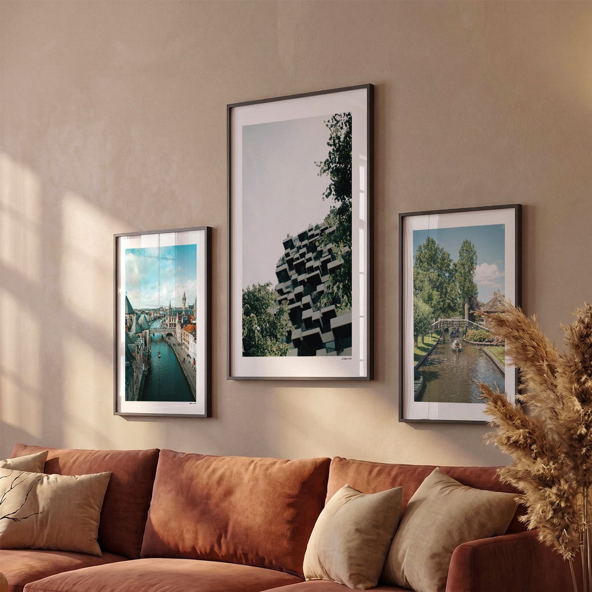 Drie Eindhoven Klassiek fotoposters boven bank wanddecoratie - Kleur