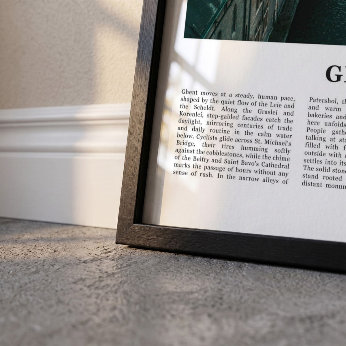 Detailopname van Gent Fotoposter – Kleur ingelijst in zwarte fotolijst