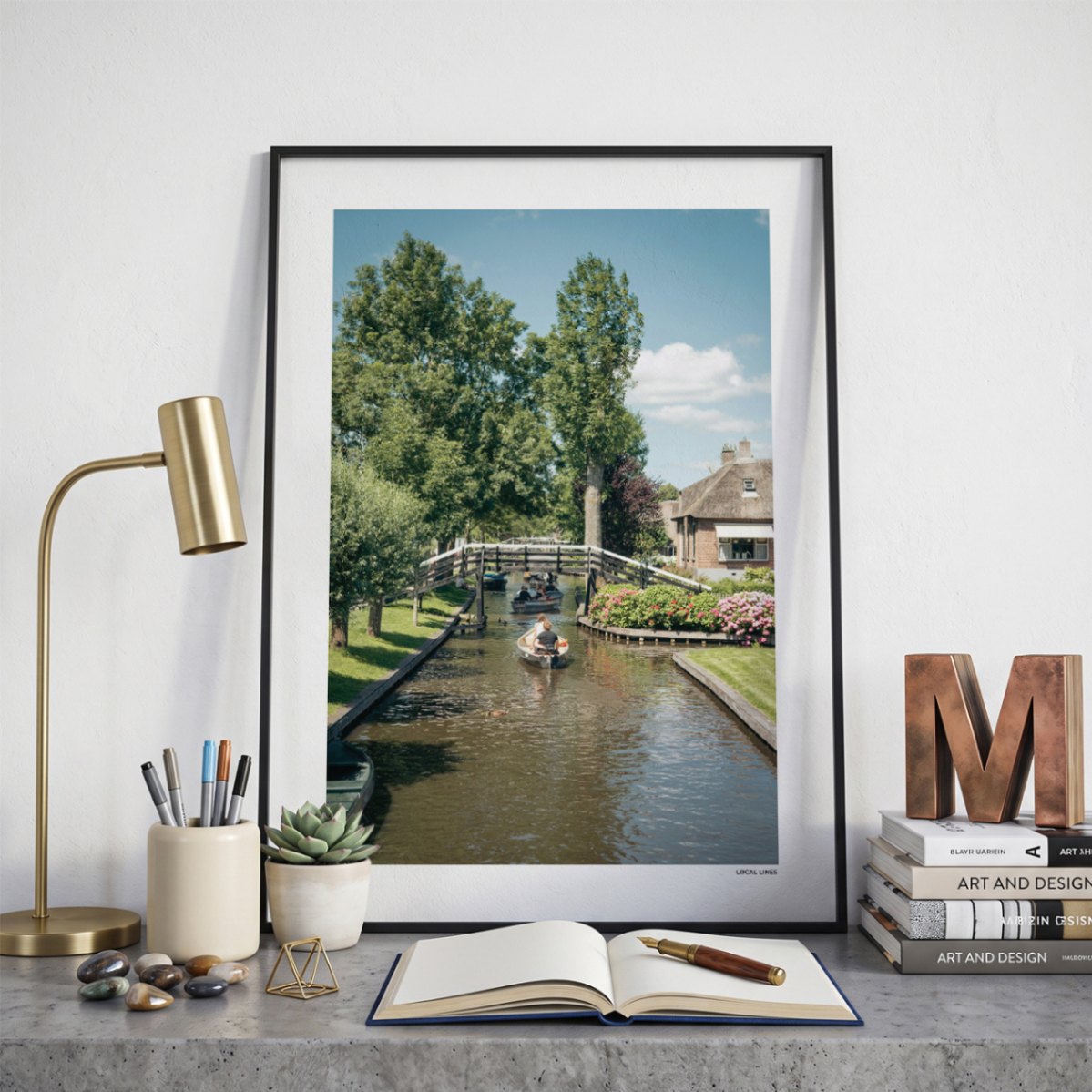Giethoorn Klassiek fotoposter op bureau in kamer - Kleur