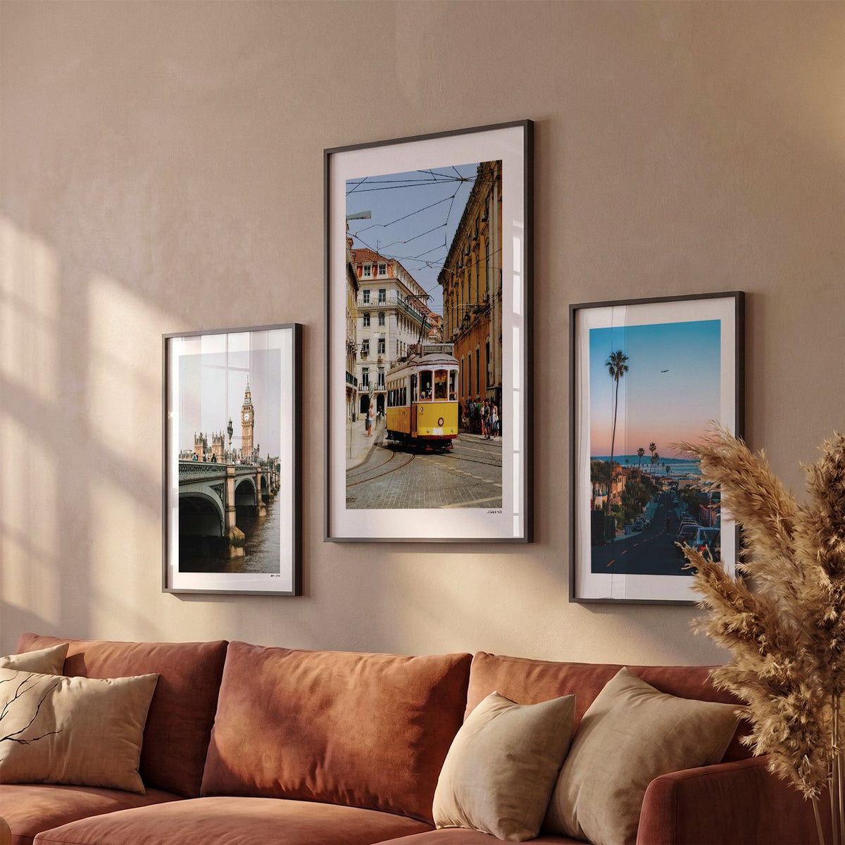 Drie Lissabon Klassiek fotoposters boven bank wanddecoratie - Kleur