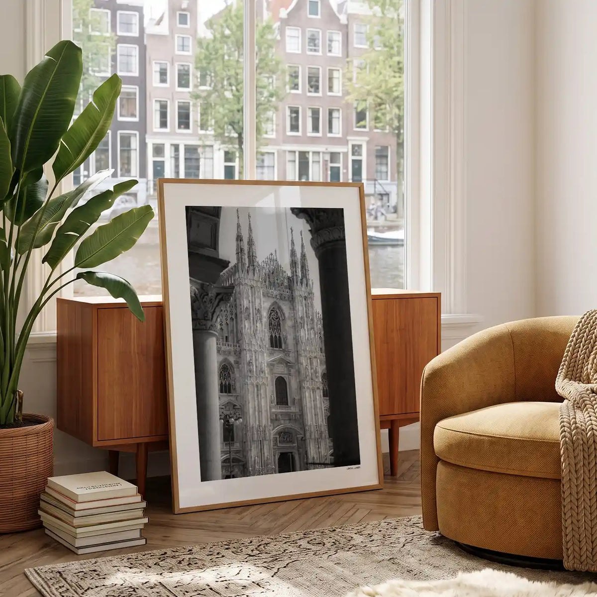Milaan Klassiek fotoposter in woonkamer interieur - Zwart-Wit