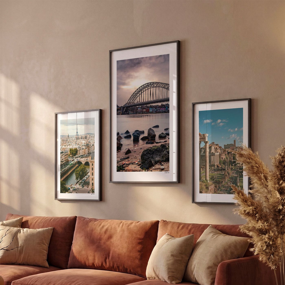 Drie Nijmegen Klassiek fotoposters boven bank wanddecoratie - Kleur