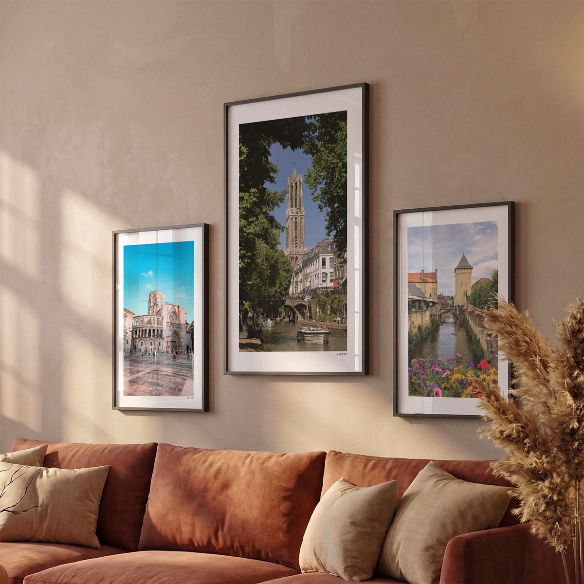 Drie Utrecht Domtoren fotoposters boven bank wanddecoratie - Kleur