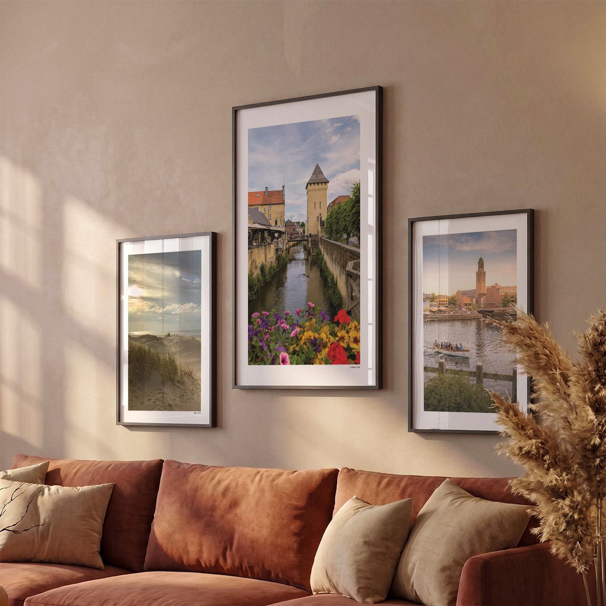 Drie Valkenburg Klassiek fotoposters boven bank wanddecoratie - Kleur