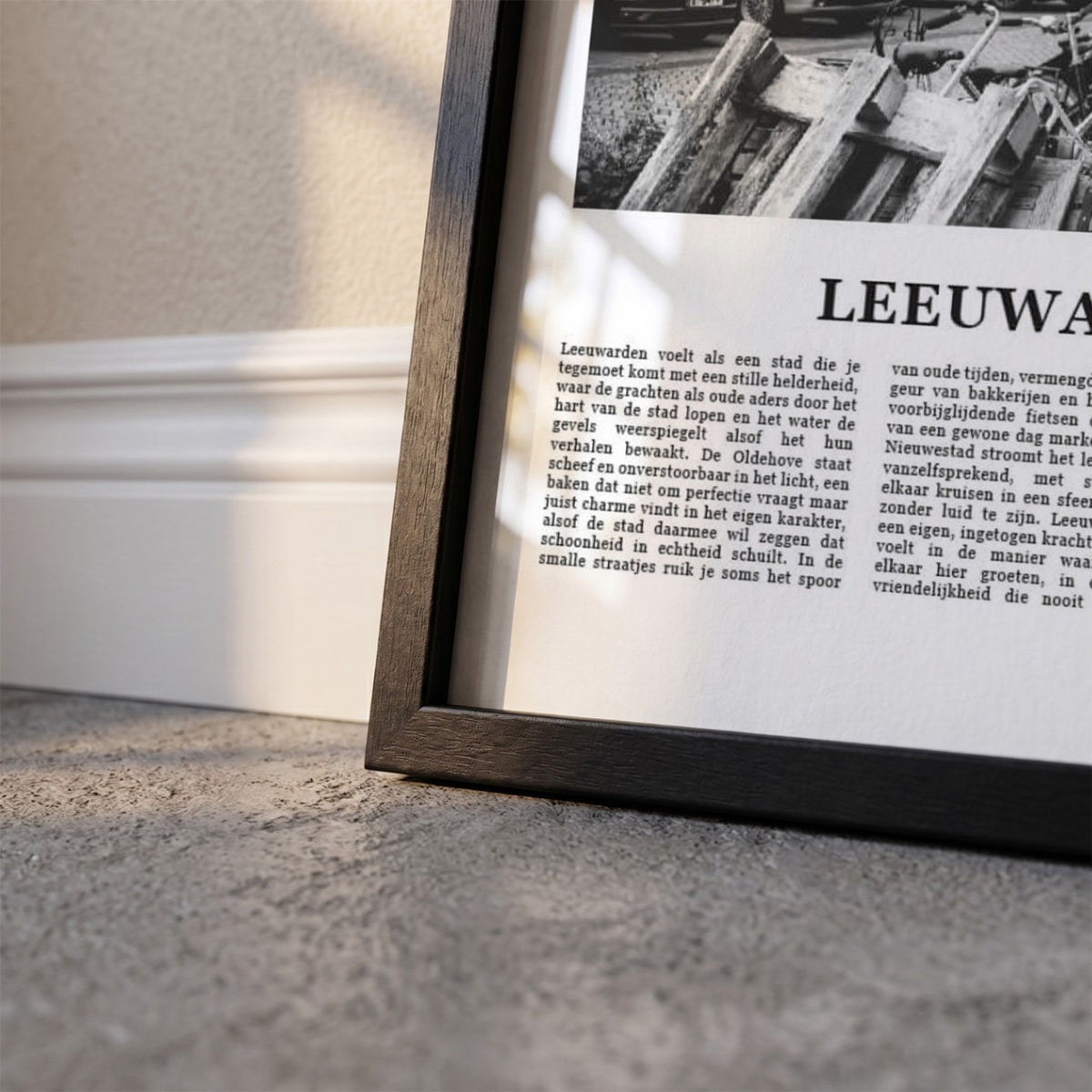 Detailopname van Leeuwarden Fotoposter – Zwart-Wit ingelijst in zwarte fotolijst