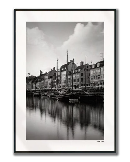 Kopenhagen Klassiek fotoposter verticaal ingelijst - Zwart-Wit