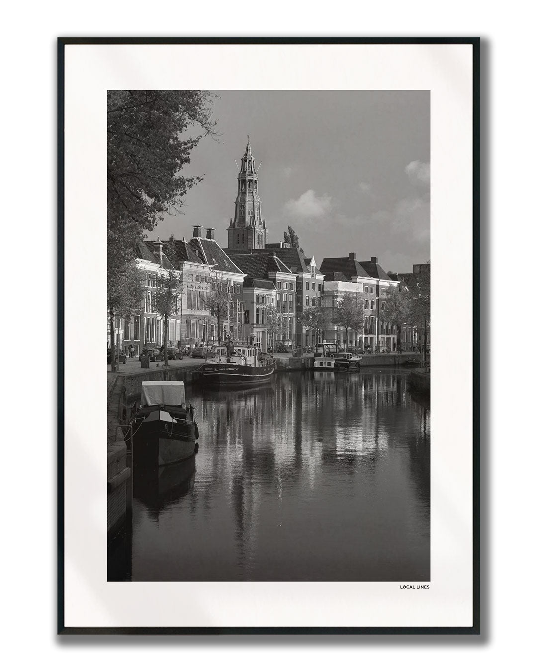 Groningen Klassiek fotoposter verticaal ingelijst - Zwart-Wit
