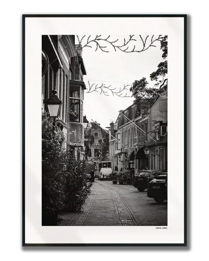 Leeuwarden Klassiek fotoposter verticaal ingelijst - Zwart-Wit