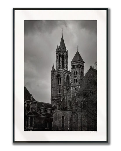 Maastricht Klassiek fotoposter verticaal ingelijst - Zwart-Wit